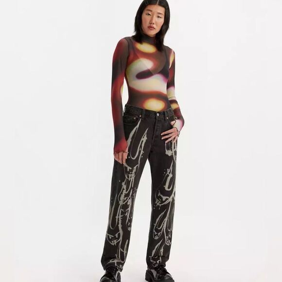 Levi’s x Barbie Ferrera Collab Urban Outfitters 90s 501 Jeans in Bunny Black - Picture 8 of 8